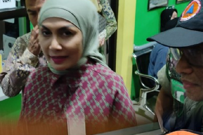 Bupati Kendal Pimpin Evakuasi
