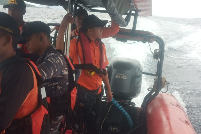 Insiden Perahu Terbalik di Buton Tengah: 3 Selamat, SAR Fokus Cari 1 Korban Hilang