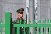 Kedutaan Besar Jepang di Beijing, China, 14 November. Foto: AFP