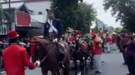 Keraton Solo Siapkan Upacara Adat PB XIII (Keraton)