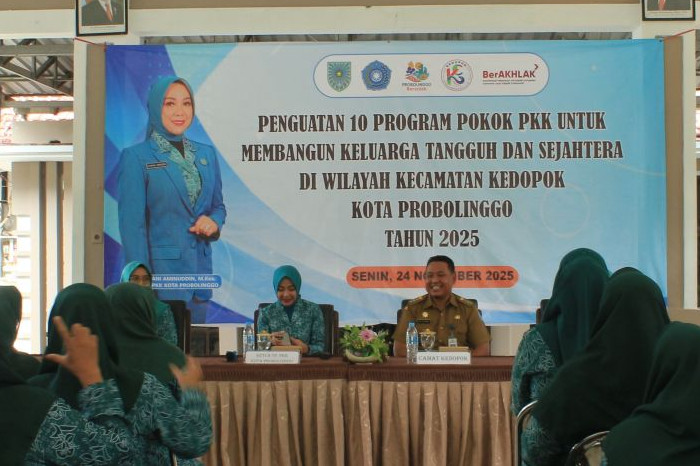 PKK Probolinggo Wajib Digital 2025, Lurah Diminta Pastikan Kader Melek Laptop