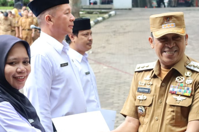 Penyerahan SK PPPK Paruh Waktu