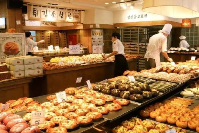 Sebuah toko roti populer di Korea. Foto: SCMP