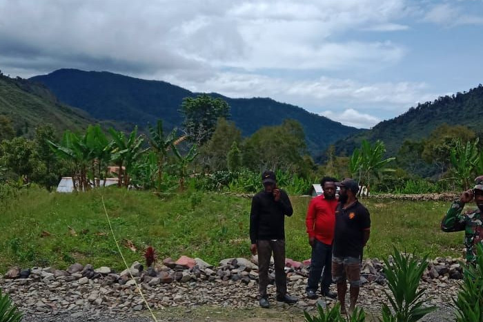 Sinergi TNI-Pemda Puncak Jaya, Lahan Koperasi Desa Merah Putih Disepakati Warga
