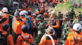 Tanah Masih Bergerak, Satgas Hentikan Sementara Pencarian 27 Korban Longsor Pandanarum