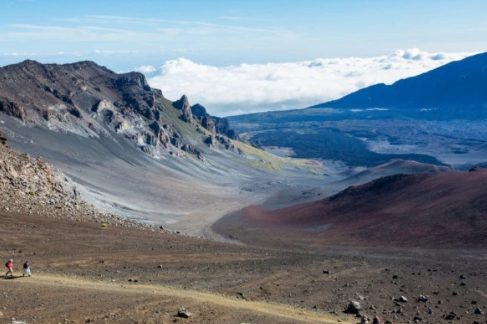 Bagian dari jalan setapak di sepanjang panci Haleakala. Foto: Badan Pariwisata Hawaii