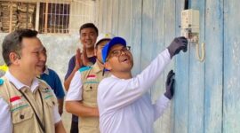 Bupati Batang Tinjau Program Sambungan Listrik Gratis untuk Warga Tidak Mampu