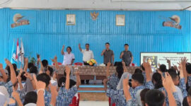 Densus 88 Berikan Edukasi Anti-Radikalisme kepada 100 Pelajar SMAN 01 Nabire (Humas Polri)