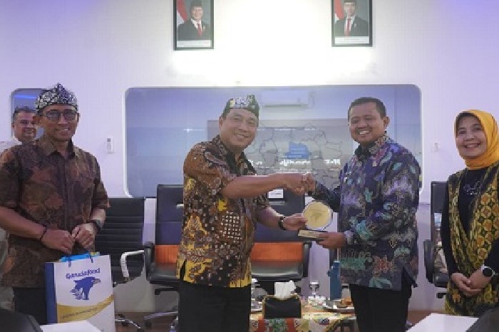 Garudafood Gandeng Petani dan Peternak Lokal Sumedang