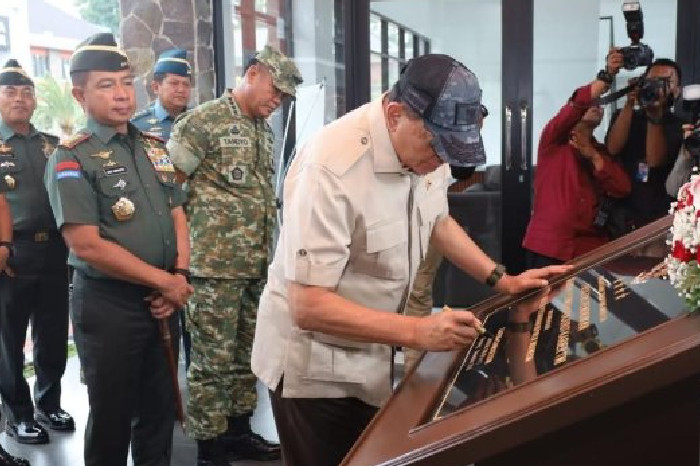 Menhan Resmikan Sekolah SePa PK TNI di Serpong