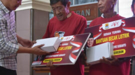 Program Bantuan Becak Listrik untuk Lansia di Cirebon Mulai Disalurkan