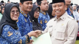 Ribuan PPPK Paruh Waktu Resmi Terima SK