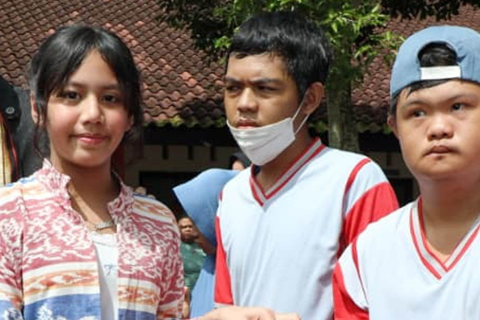 Bupati Lampung Selatan Ajak Keluarga Berbagi Kepedulian di SLB Negeri Sidomulyo