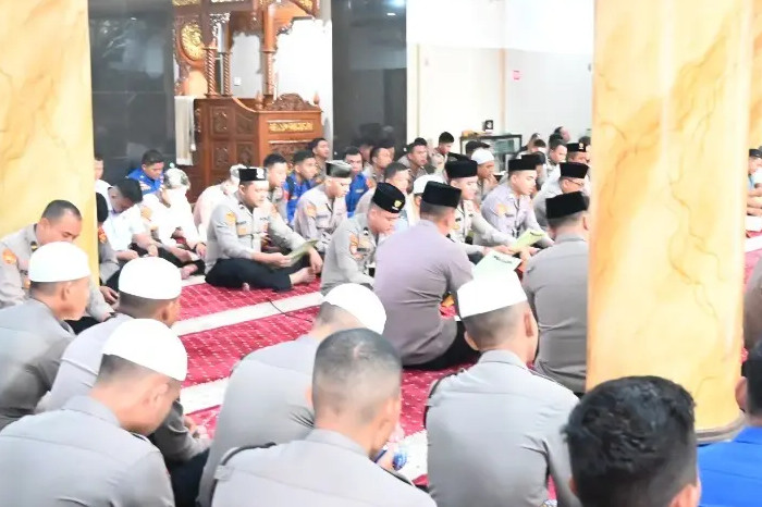 Perkuat Moral dan Integritas, Personel Polda Jambi Ikuti Binrohtal Islam