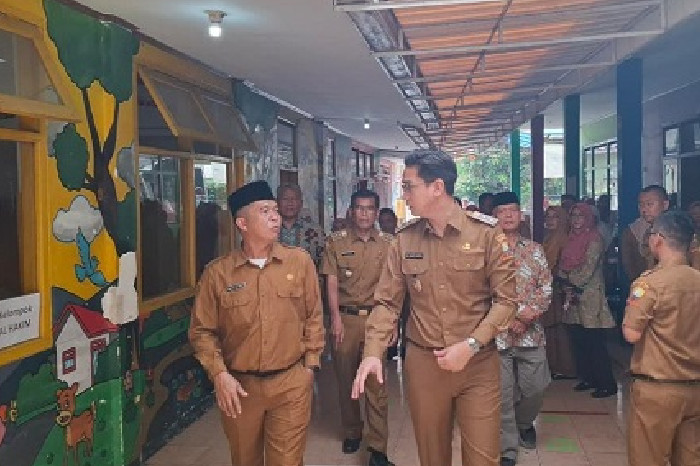 Wabup Sumedang Tegaskan Pengawasan Ketat Proyek Sekolah, Vendor Bermasalah Terancam Blacklist