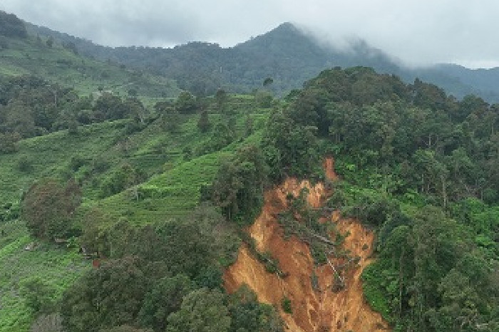 Mitigasi Longsor Cisoka Sumedang, Sungai Dibersihkan untuk Cegah Banjir Bandang