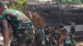 TNI AD Bangun Jembatan Gantung Bonjol, Progres Capai 41 Persen