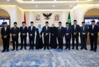 Menag Serahkan SK Presiden, Pengurus BAZNAS 2026-2031 Resmi Bertugas
