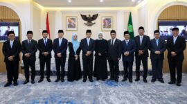 Menag Serahkan SK Presiden, Pengurus BAZNAS 2026-2031 Resmi Bertugas