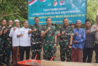TNI Bangun Jembatan Garuda dan Bedah Atap Rumah Warga Tangerang
