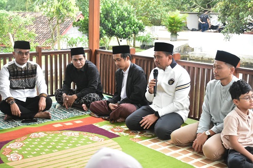 Bupati Sumedang Buka Pengajian Ramadan Ponpes Al-Buruj, Tekankan Niat dan Tekad