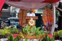 Walikota Cimahi Ngatiyana saat membuka kegiatan pawai budaya ogoh-ogoh perayaan Hari Suci Nyepi (Foto: diskominfo cimahi). 