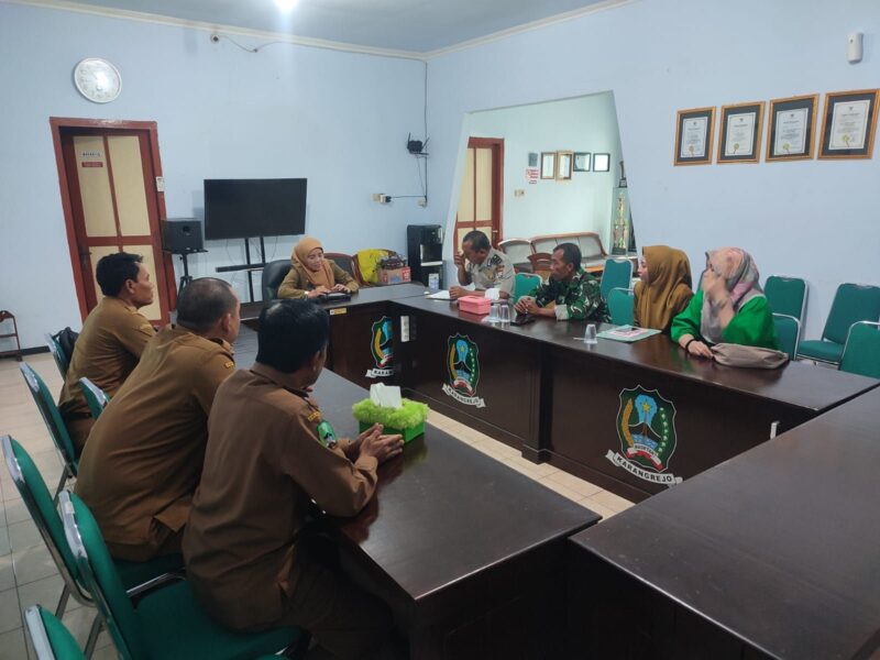 Bati Komsos Wakili Danramil 0804/07/Karangrejo Mengikuti Kegiatan Rapat Koordinasi Rencana Kegiatan Safari Ramadhan Bupati Magetan