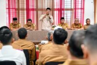 Bupati Aceh Besar, H Muharram Idris 