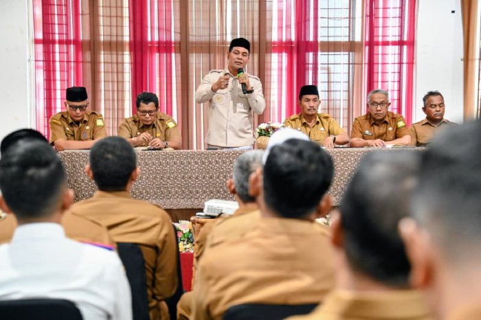 Bupati Aceh Besar, H Muharram Idris 
