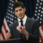 Presiden Fed Kevin Warsh saat konferensi pers pada 17 Juni 2016 di Washington. Foto: AFP